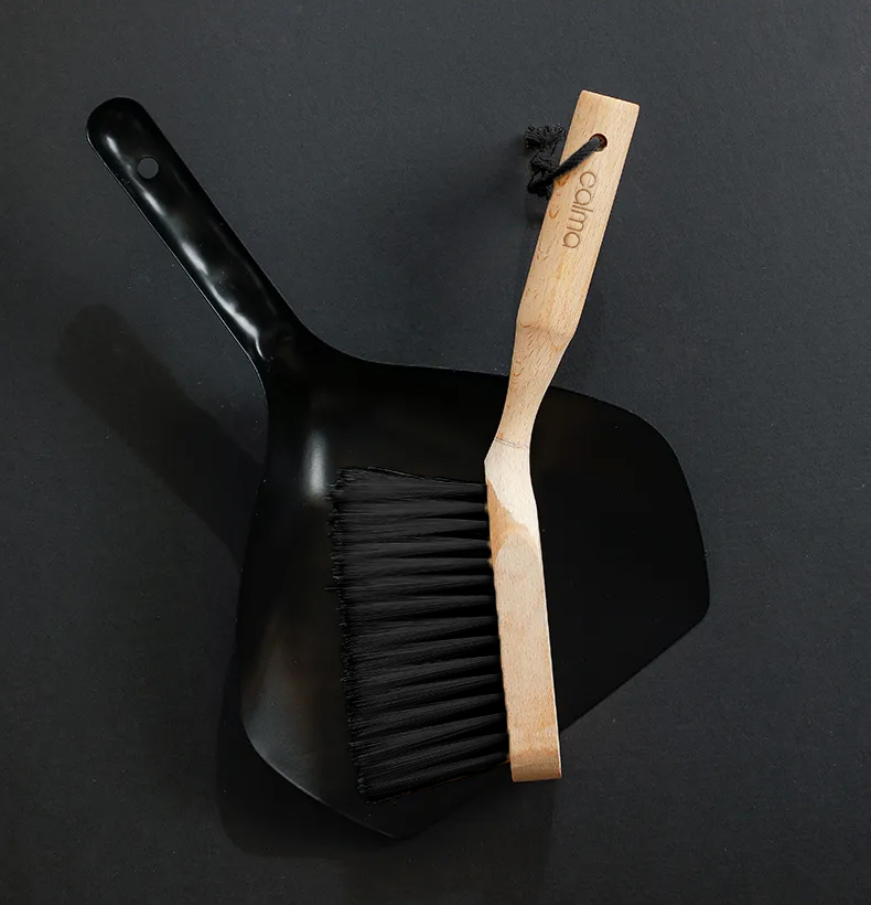 Wooden dustpan set