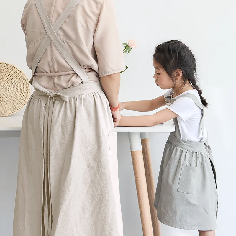 Modern apron